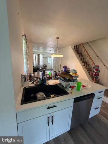 291 N GALEN HALL RD, Wernersville, PA 19565