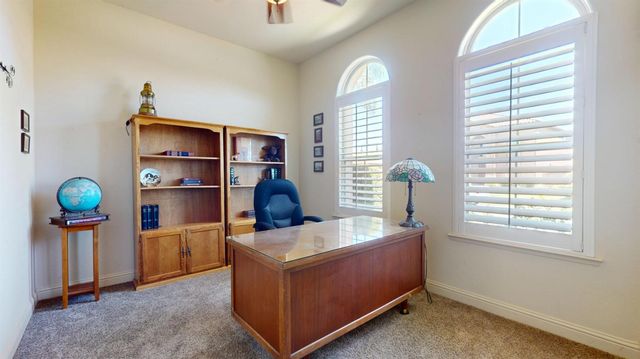 1341 E Via Corsica Place, Fresno, CA 93730