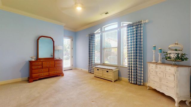 1341 E Via Corsica Place, Fresno, CA 93730