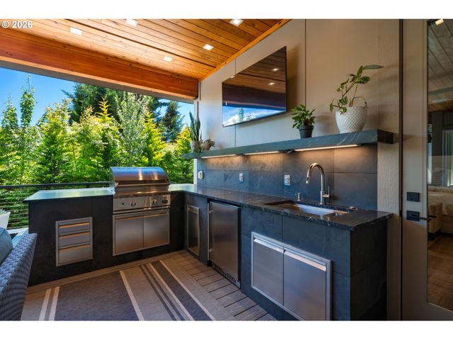 13016 Nw 50TH Ave, Vancouver, WA 98685