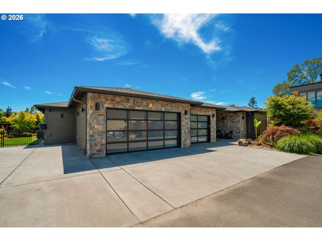 13016 Nw 50TH Ave, Vancouver, WA 98685