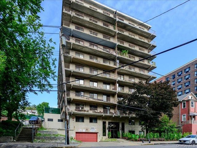 687 Bronx River Road 1D, Yonkers, NY 10704