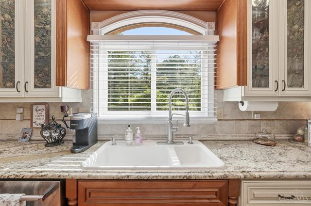 7012 Valley Falls Court, Liberty Twp, OH 45011