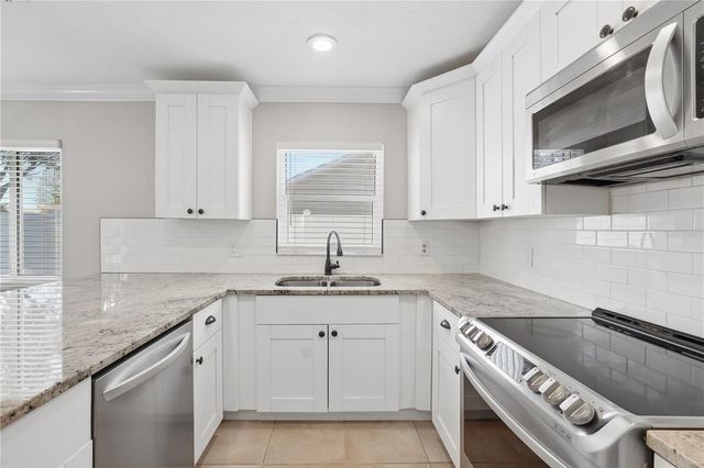 8926 GUM TREE AVENUE, New Port Richey, FL 34653