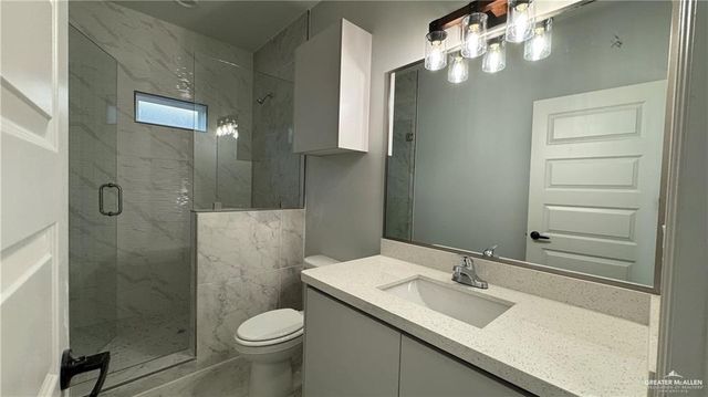 906 Hidden Hills Street 1, Mission, TX 78572