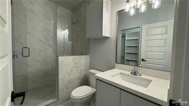 906 Hidden Hills Street 1, Mission, TX 78572