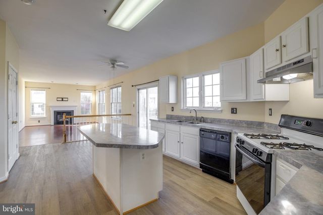 9924 ARROWOOD DR, Manassas, VA 20111