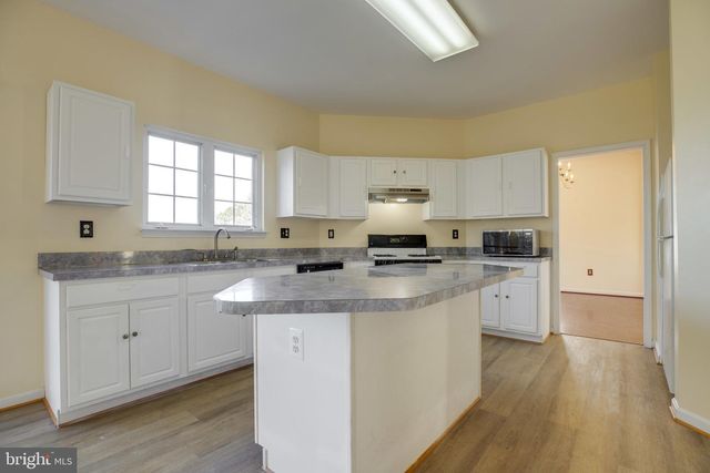 9924 ARROWOOD DR, Manassas, VA 20111