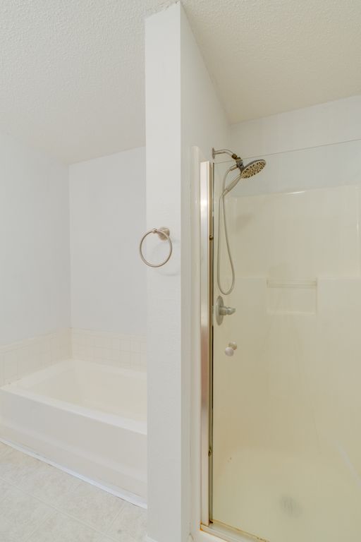 Image 33 of property listing at 405 W Beacon Court, Mt Vernon, IL 62864
