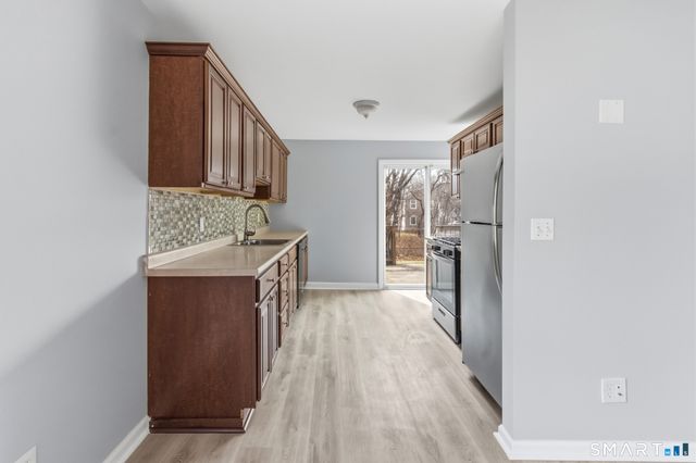 26 Rock Creek Road, New Haven, CT 06515