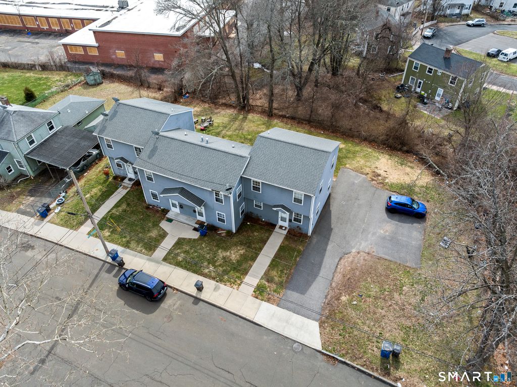 26 Rock Creek Road, New Haven, CT 06515