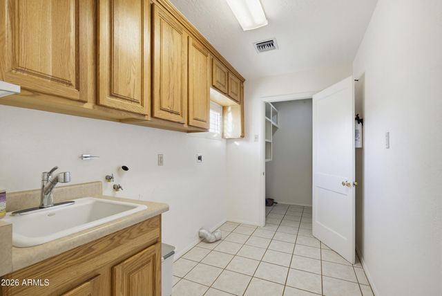 4246 N 2ND Drive, Phoenix, AZ 85013