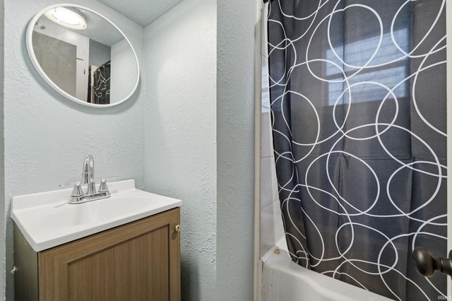 4403 Warsaw Street, Fort Wayne, IN 46806