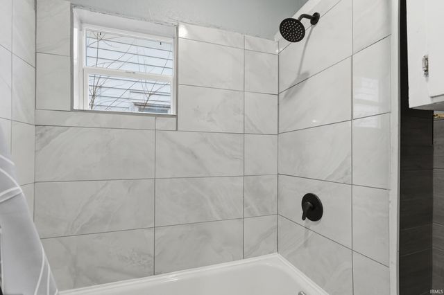 4403 Warsaw Street, Fort Wayne, IN 46806