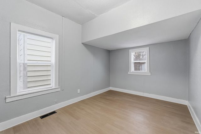 4403 Warsaw Street, Fort Wayne, IN 46806