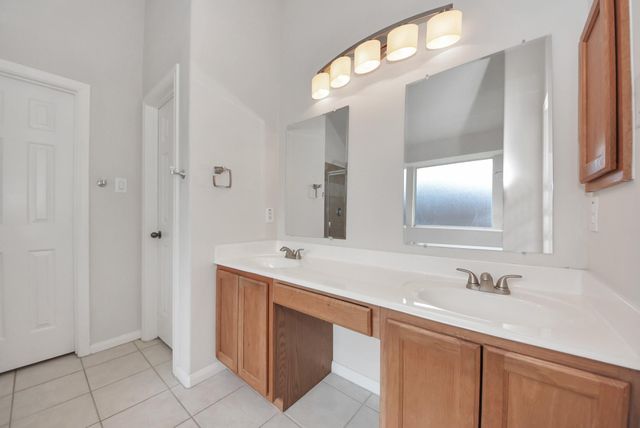 8719 Sailing Drive, Humble, TX 77346