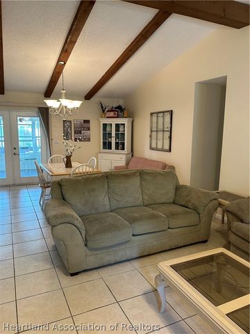 5924 PEBBLE Lane, Sebring, FL 33876