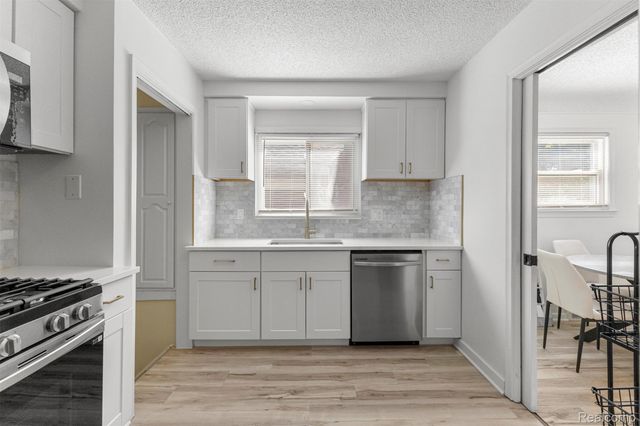 7316 Drexel Street, Dearborn Heights, MI 48127