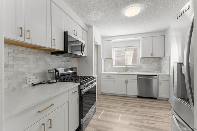 7316 Drexel Street, Dearborn Heights, MI 48127