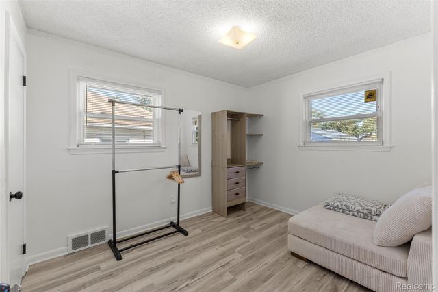 7316 Drexel Street, Dearborn Heights, MI 48127