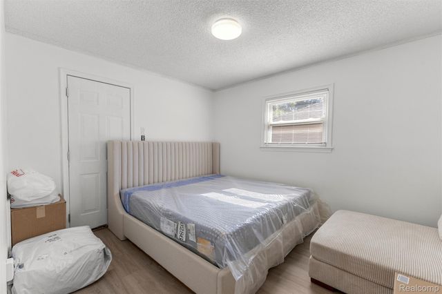 7316 Drexel Street, Dearborn Heights, MI 48127