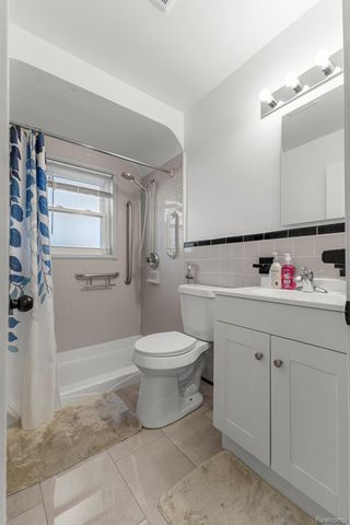 7316 Drexel Street, Dearborn Heights, MI 48127