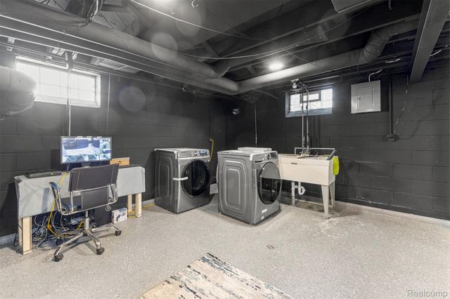 7316 Drexel Street, Dearborn Heights, MI 48127