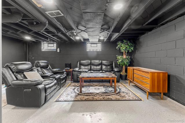 7316 Drexel Street, Dearborn Heights, MI 48127