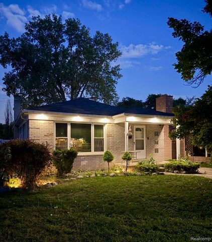 7316 Drexel Street, Dearborn Heights, MI 48127