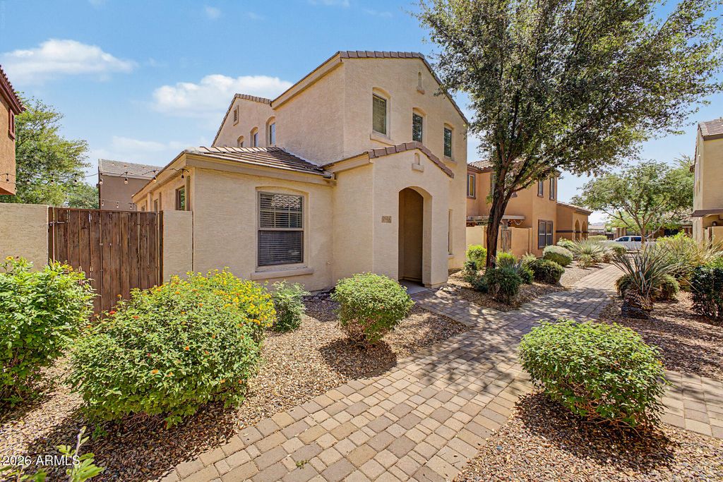 2614 E MEGAN Street, Gilbert, AZ 85295