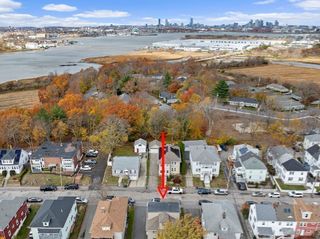 37 Bay State Road 37, Quincy, MA 02171
