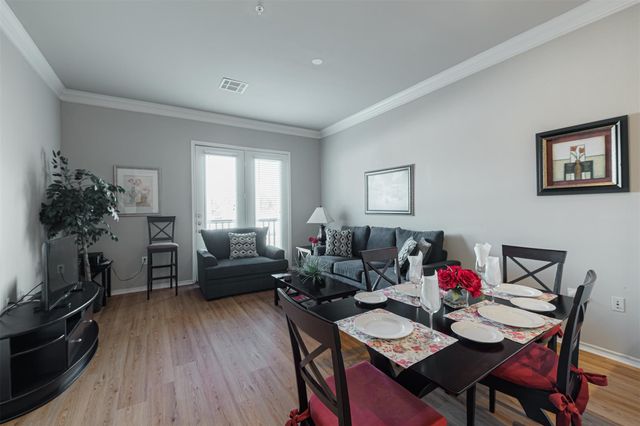 2400 Mccue Road 248, Houston, TX 77056