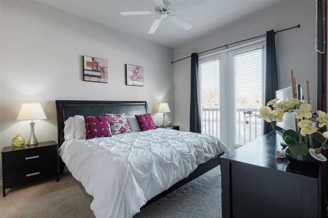 2400 Mccue Road 248, Houston, TX 77056