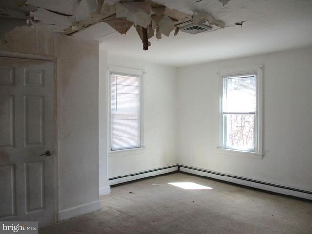 722 HILLTOWN PIKE, Hilltown, PA 18927