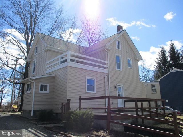 722 HILLTOWN PIKE, Hilltown, PA 18927