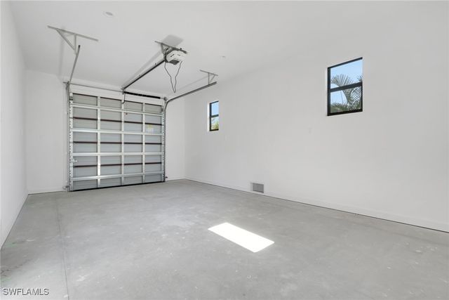 3085 Connecticut AVE, Naples, FL 34112