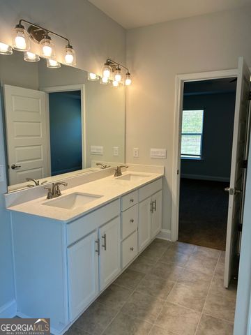 1146 Barrington Place Way, Macon, GA 31220