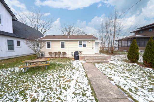 7054 Middle Channel Drive, Harsens Island, MI 48028