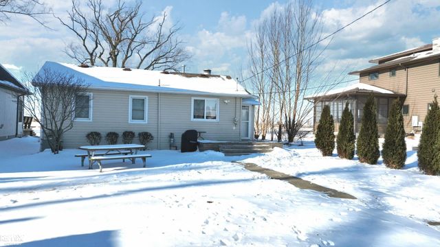 7054 Middle Channel Drive, Harsens Island, MI 48028