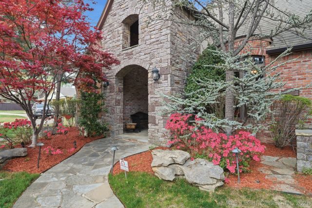 4505 Columbia Avenue, Tulsa, OK 74105
