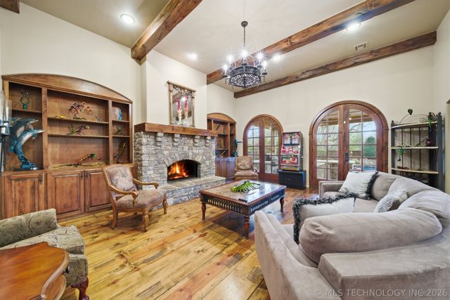 4505 Columbia Avenue, Tulsa, OK 74105