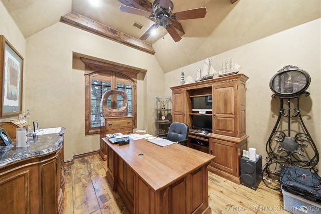 4505 Columbia Avenue, Tulsa, OK 74105