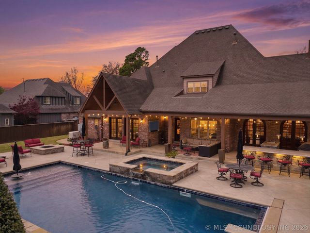 4505 Columbia Avenue, Tulsa, OK 74105