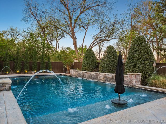 4505 Columbia Avenue, Tulsa, OK 74105