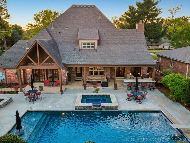 4505 Columbia Avenue, Tulsa, OK 74105