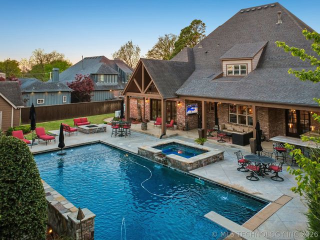 4505 Columbia Avenue, Tulsa, OK 74105
