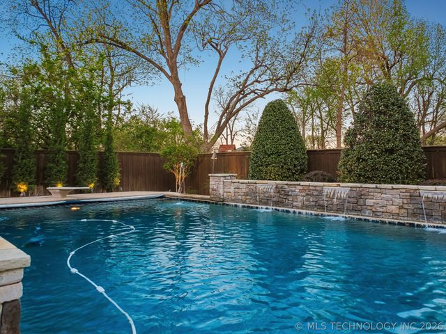 4505 Columbia Avenue, Tulsa, OK 74105