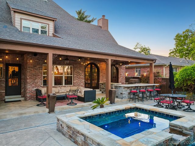 4505 Columbia Avenue, Tulsa, OK 74105