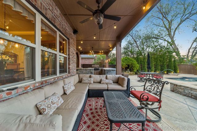 4505 Columbia Avenue, Tulsa, OK 74105
