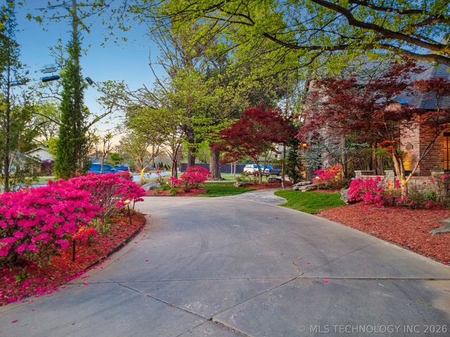 4505 Columbia Avenue, Tulsa, OK 74105